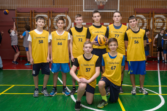 Під час відкриття Київської Шкільної Баскетбольної Ліги. Фото Андрія Посонського